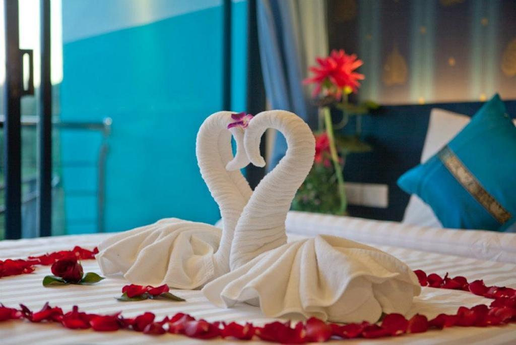 Kata Green Beach Hotel Екстер'єр фото